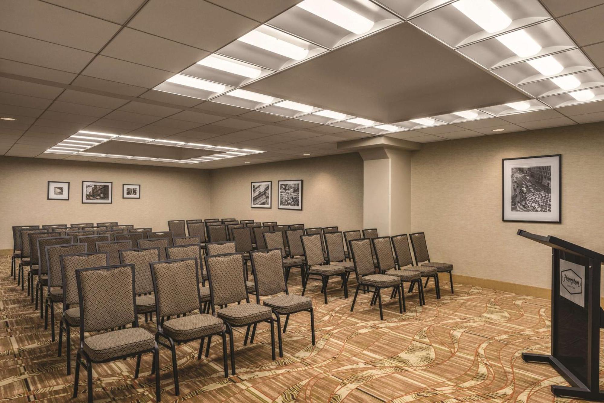 Hampton Inn New York - Laguardia Airport Kültér fotó